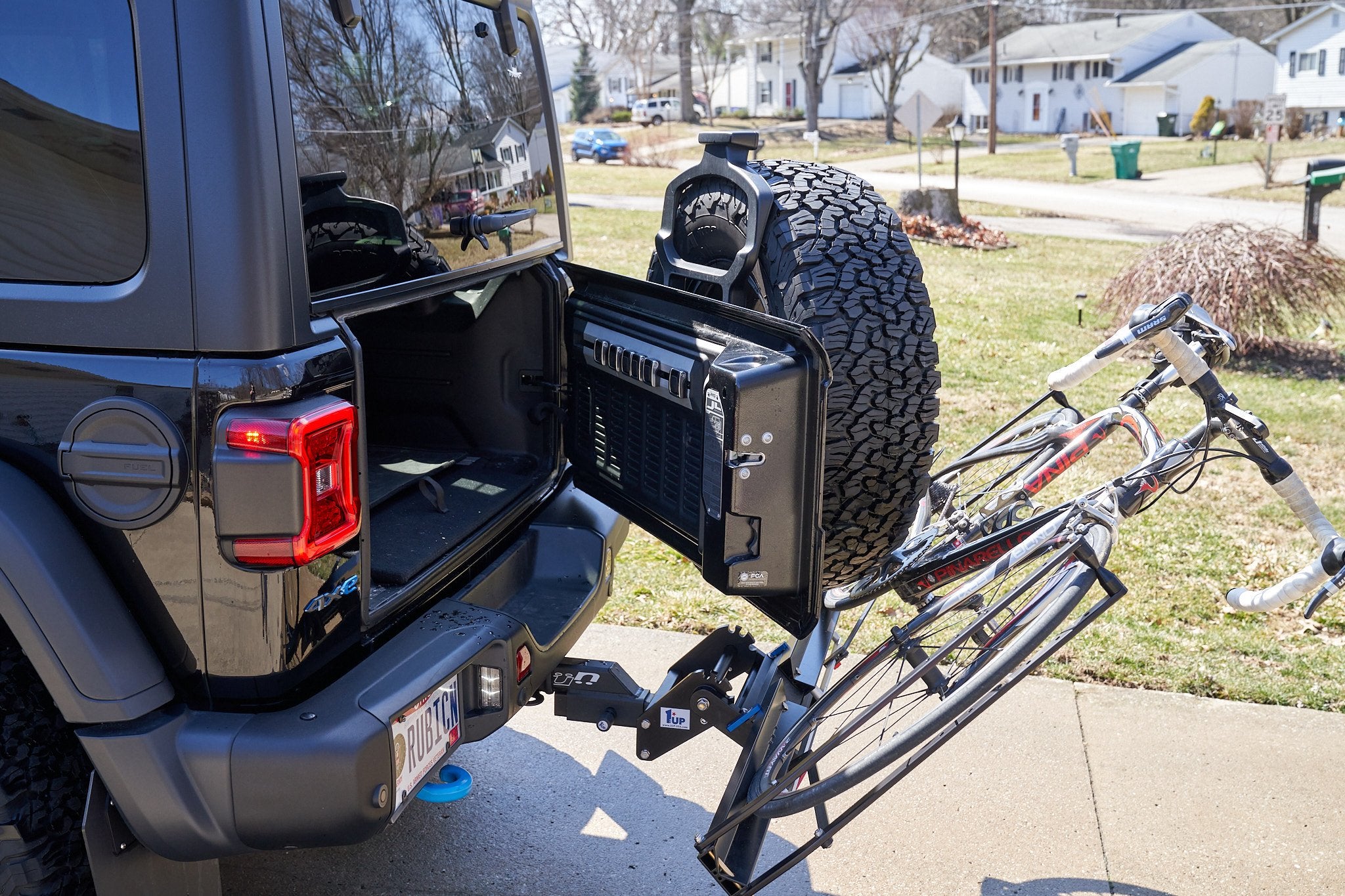 Rubicon bike rack | Jeep Wrangler 4xe Forum