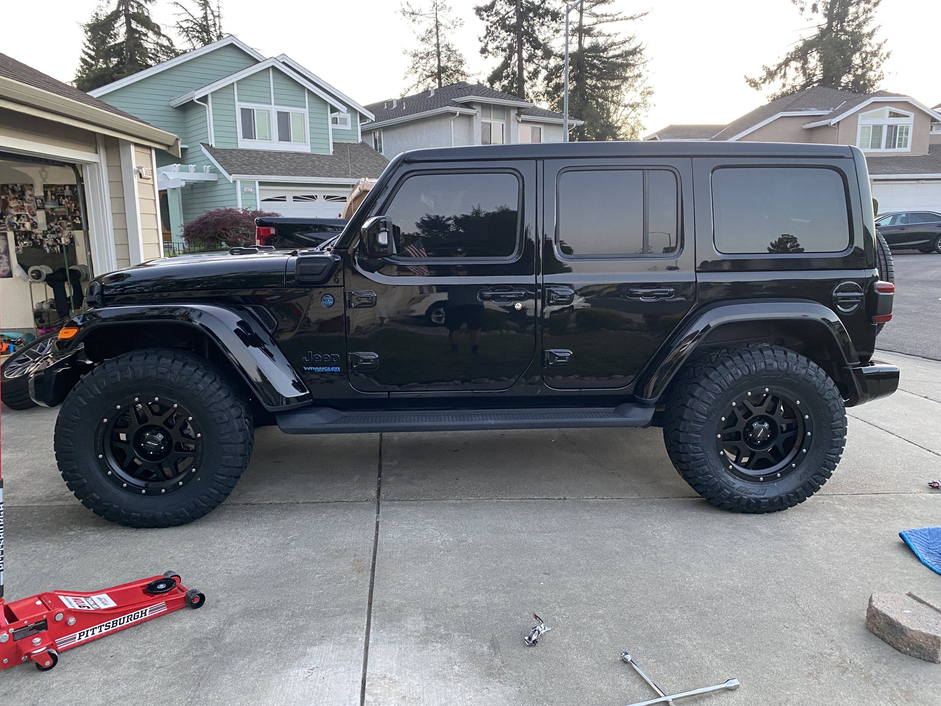 2022 JL 4xe on 35s with stock suspension. Issues with tpms | Jeep Wrangler  4xe Forum