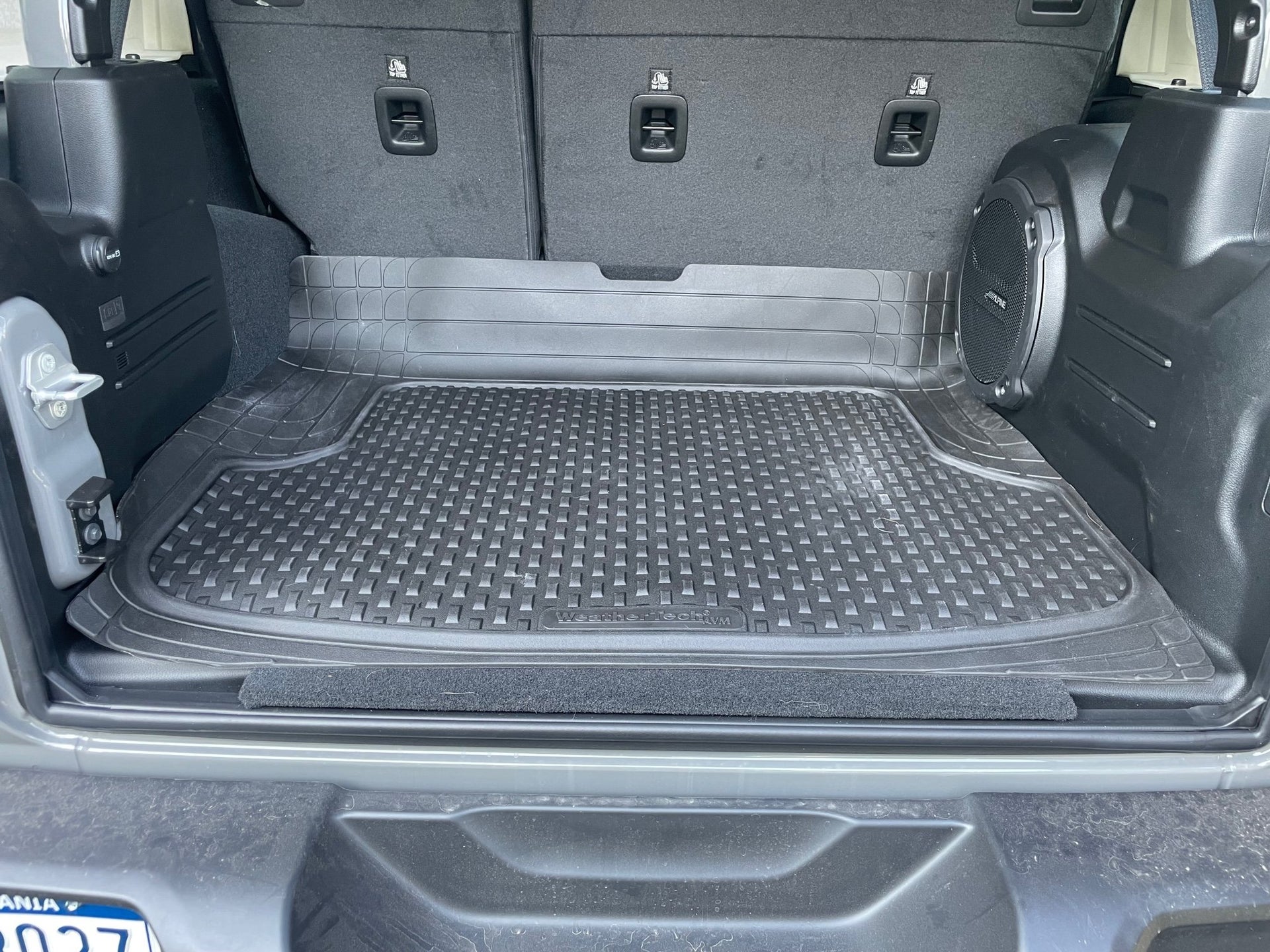 Rear Cargo liner fitment | Page 2 | Jeep Wrangler 4xe Forum