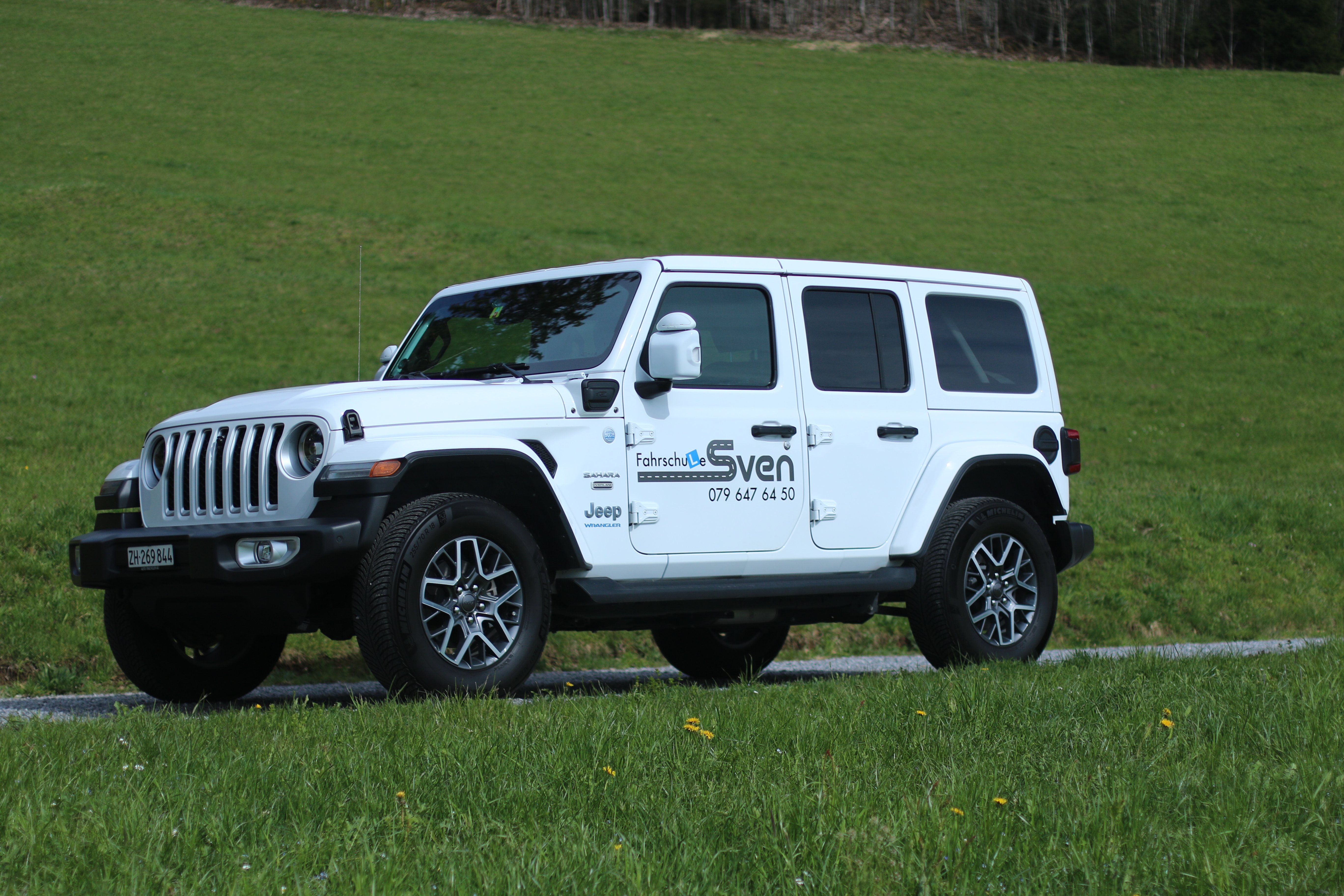 Jeep wrangler sahara best sale overland